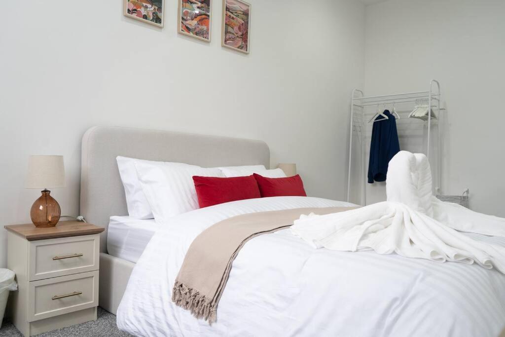 Stylish 1 Bed Apartment In Newly Refurbished Building W/ Parking & Wi-Fi Birmingham Exteriér fotografie